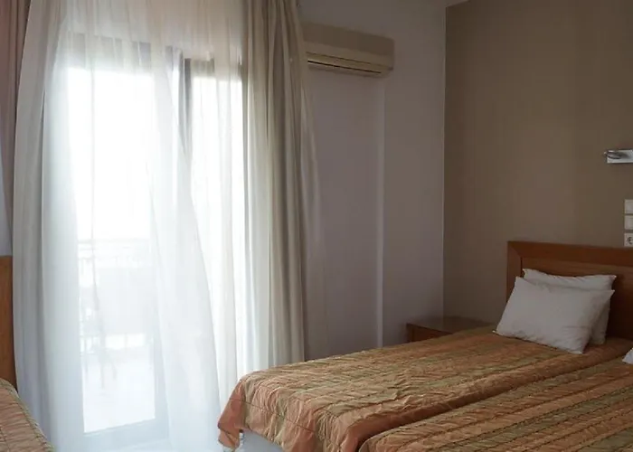 Sunset 2* Ouranoupoli