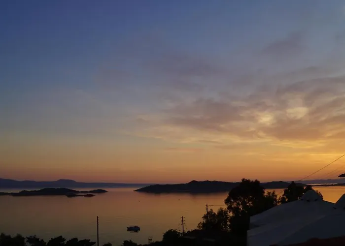 Hotel Sunset 2*