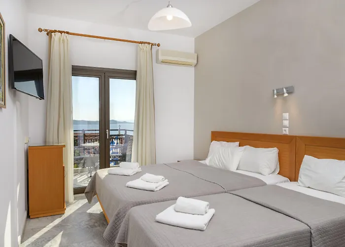 Sunset Hotel 2*